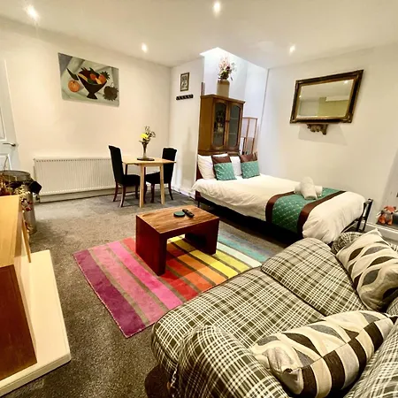 Executive Apartments, Nr City Centre With Private Parking Plymouth Exterior photo