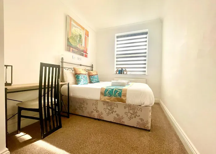 Executive Apartments, Nr City Centre With Private Parking