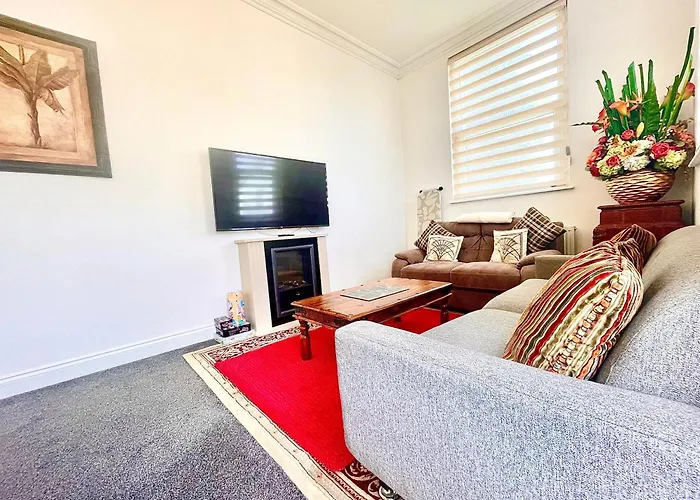 Executive Apartments, Nr City Centre With Private Parking